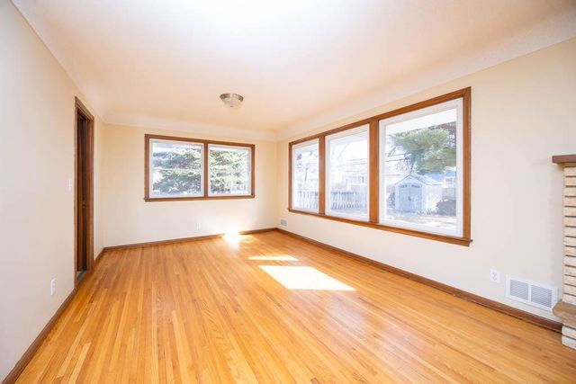 1040 Lincoln Terrace, Columbia Heights, MN 55421