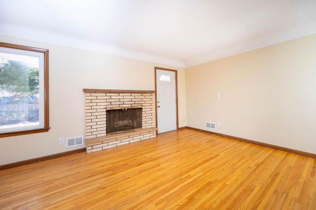 1040 Lincoln Terrace, Columbia Heights, MN 55421