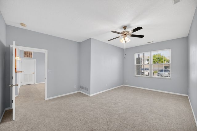 1329 SE University Avenue 106, Waukee, IA 50263