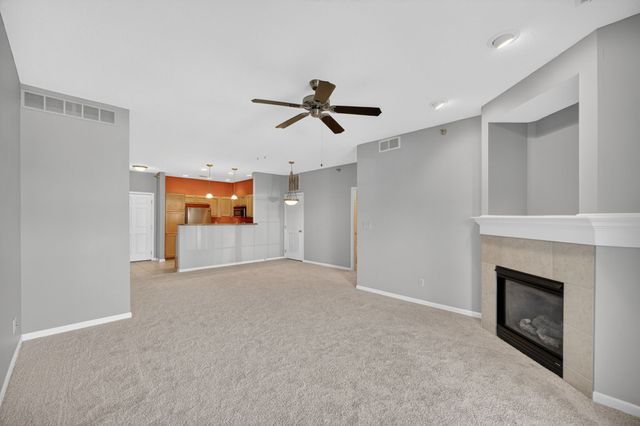 1329 SE University Avenue 106, Waukee, IA 50263