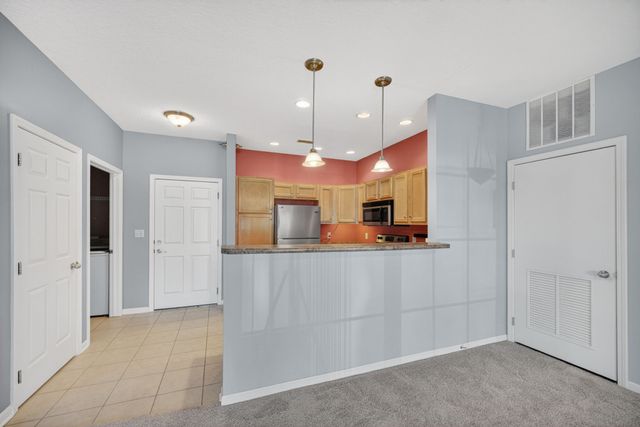 1329 SE University Avenue 106, Waukee, IA 50263