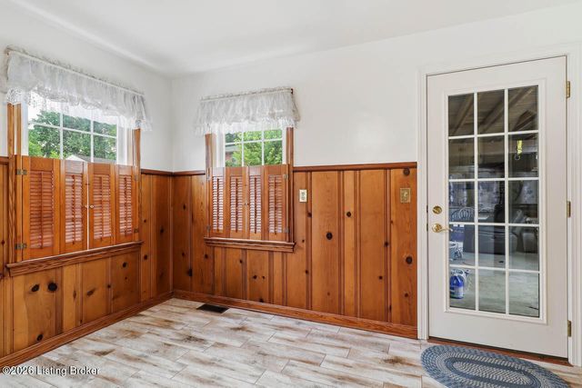 1603 Iroquois Pkwy, Louisville, KY 40214