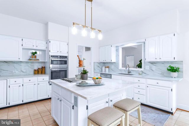 18117 HAYLOFT DR, Derwood, MD 20855