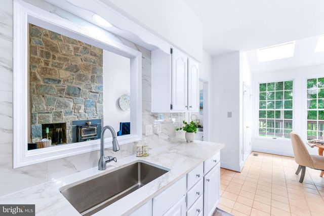 18117 HAYLOFT DR, Derwood, MD 20855