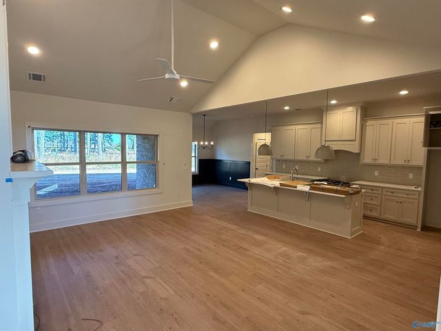 22052 Mulligan Parkway, Athens, AL 35613