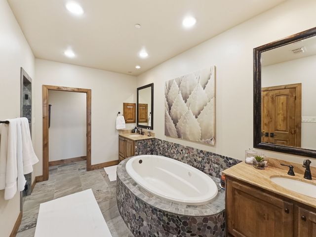 1693 Scenic Drive 102, Possum Kingdom Lake, TX 76449