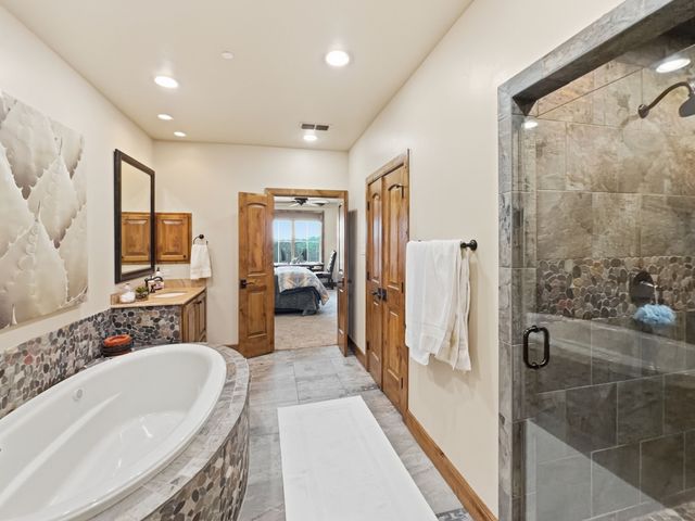 1693 Scenic Drive 102, Possum Kingdom Lake, TX 76449