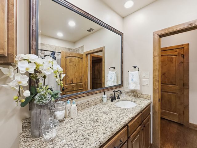1693 Scenic Drive 102, Possum Kingdom Lake, TX 76449