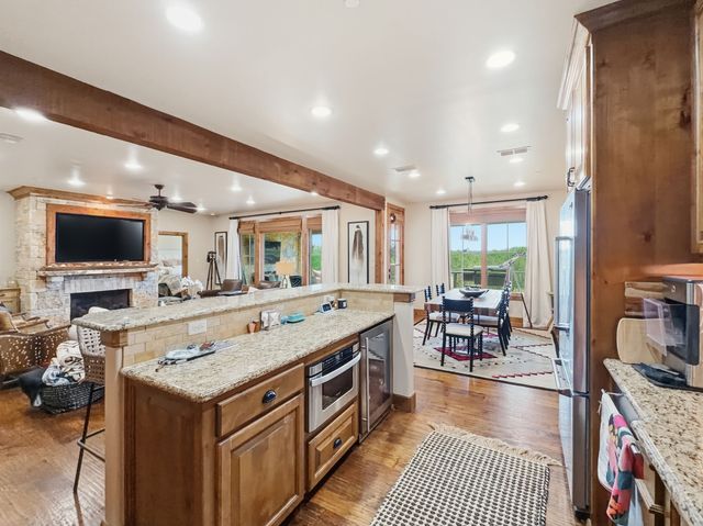 1693 Scenic Drive 102, Possum Kingdom Lake, TX 76449