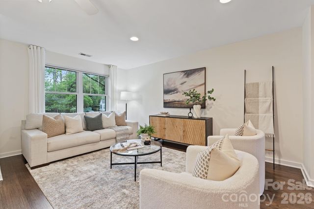 1521 Winston Drive, Charlotte, NC 28205