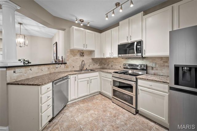 2073 Hawks Landing Drive C, Lake St Louis, MO 63367