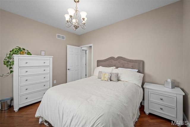 2073 Hawks Landing Drive C, Lake St Louis, MO 63367