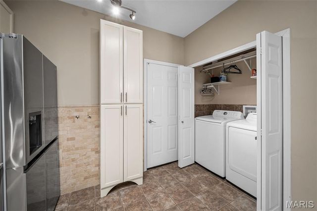 2073 Hawks Landing Drive C, Lake St Louis, MO 63367