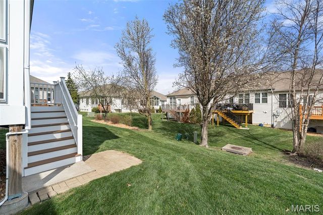 2073 Hawks Landing Drive C, Lake St Louis, MO 63367