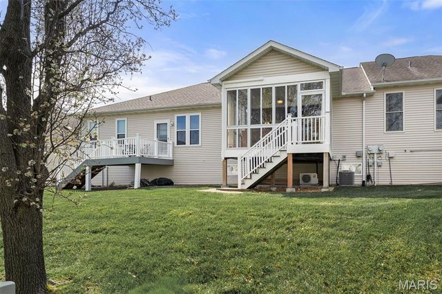 2073 Hawks Landing Drive C, Lake St Louis, MO 63367