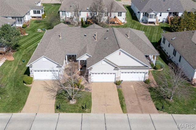 2073 Hawks Landing Drive C, Lake St Louis, MO 63367