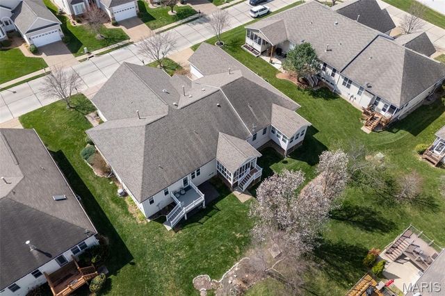 2073 Hawks Landing Drive C, Lake St Louis, MO 63367