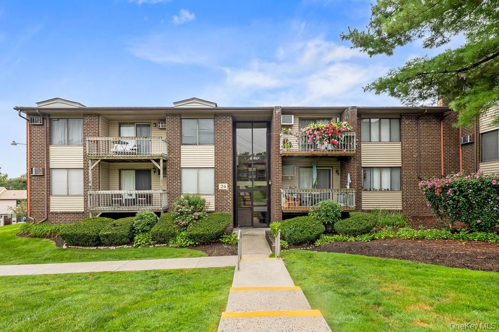 249 Country Club Lane, Pomona, NY 10970 — exterior