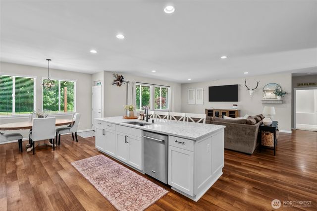 3016 85th Avenue SW, Olympia, WA 98512