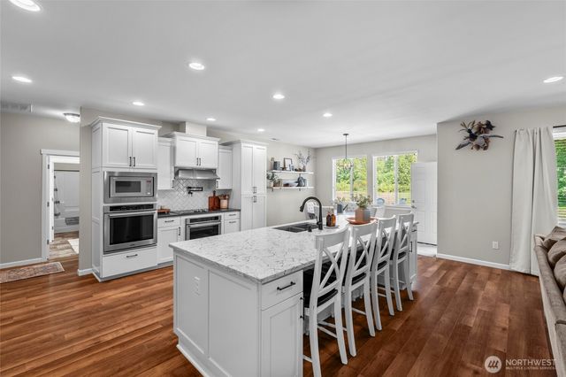 3016 85th Avenue SW, Olympia, WA 98512