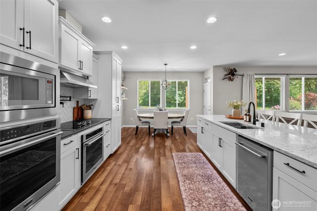 3016 85th Avenue SW, Olympia, WA 98512