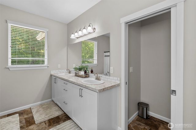 3016 85th Avenue SW, Olympia, WA 98512