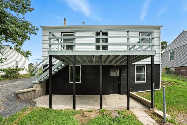 245 8th Avenue, Marion, IA 52302