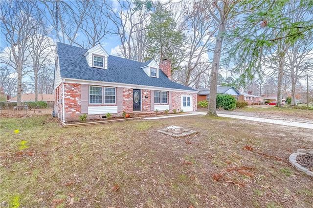 882 Catalina DR, Newport News, VA 23608