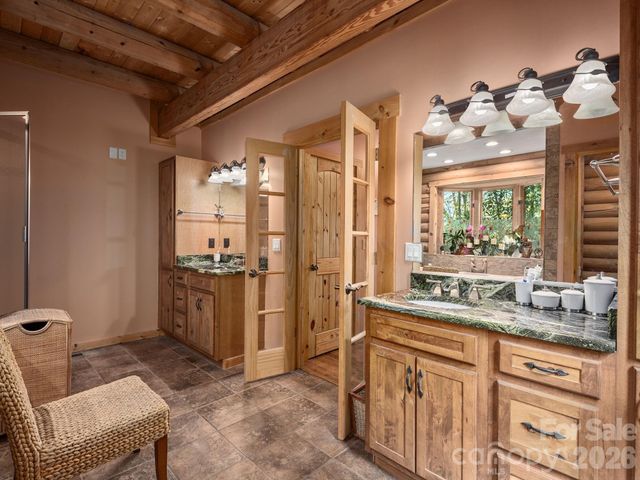 1036 Forces Of Nature Trail, Mars Hill, NC 28754