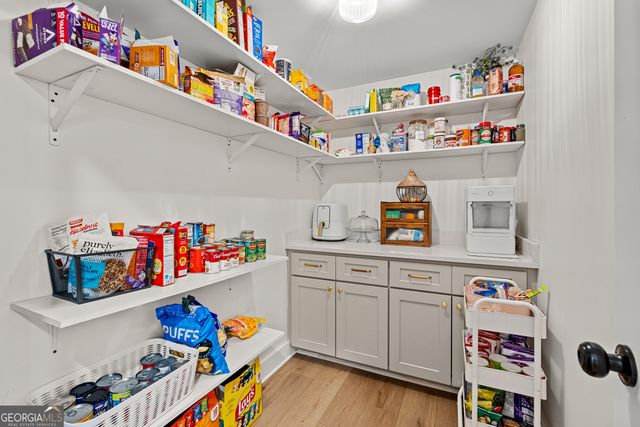 425 Dean Road, Barnesville, GA 30204