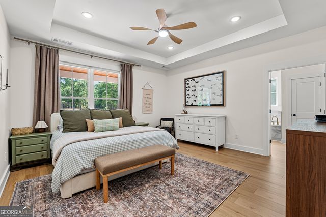 425 Dean Road, Barnesville, GA 30204