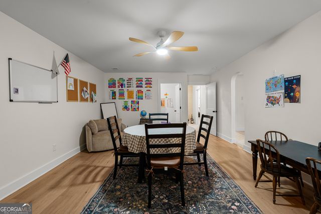 425 Dean Road, Barnesville, GA 30204