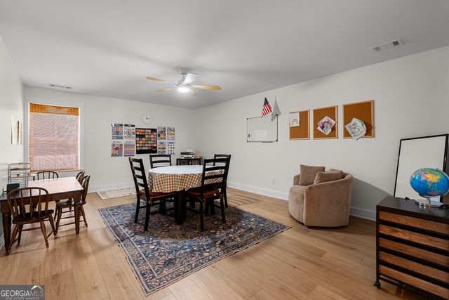 425 Dean Road, Barnesville, GA 30204