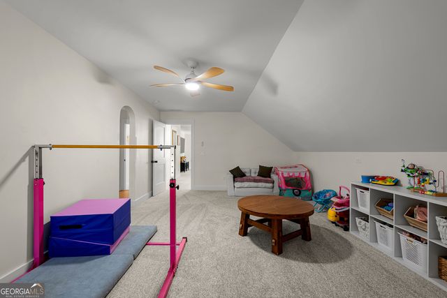 425 Dean Road, Barnesville, GA 30204