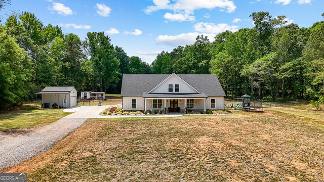 425 Dean Road, Barnesville, GA 30204