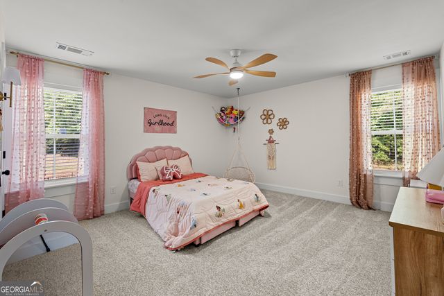 425 Dean Road, Barnesville, GA 30204