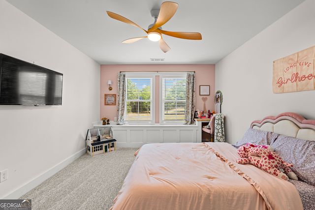 425 Dean Road, Barnesville, GA 30204