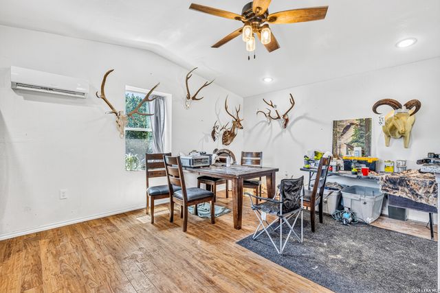 348 WHITE OAK DR, Canyon Lake, TX 78133