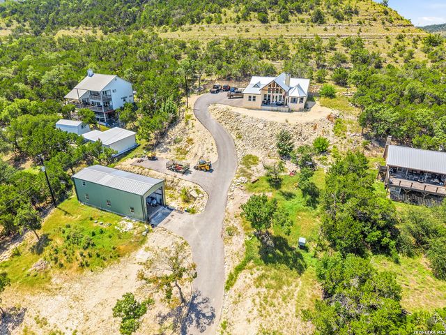 348 WHITE OAK DR, Canyon Lake, TX 78133