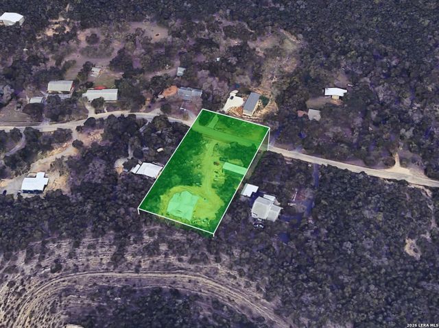 348 WHITE OAK DR, Canyon Lake, TX 78133