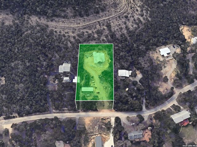 348 WHITE OAK DR, Canyon Lake, TX 78133