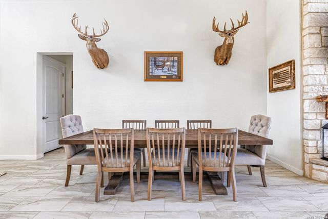 348 WHITE OAK DR, Canyon Lake, TX 78133