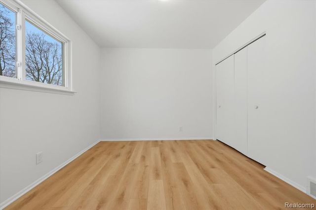 315 S Hanlon Street, Westland, MI 48186