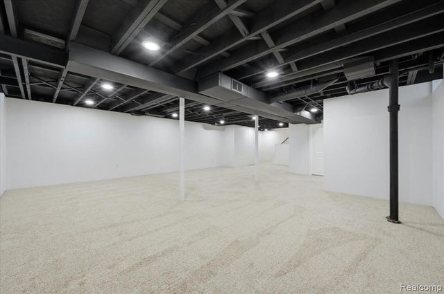 315 S Hanlon Street, Westland, MI 48186