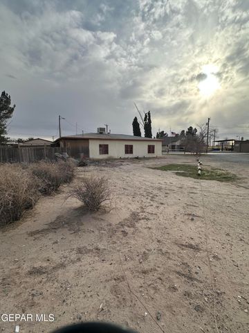 561 BUFORD Road, Socorro, TX 79927