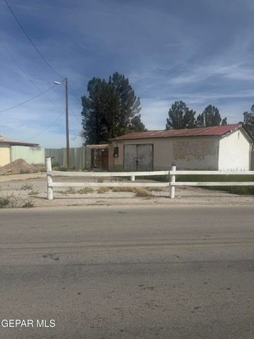 561 BUFORD Road, Socorro, TX 79927