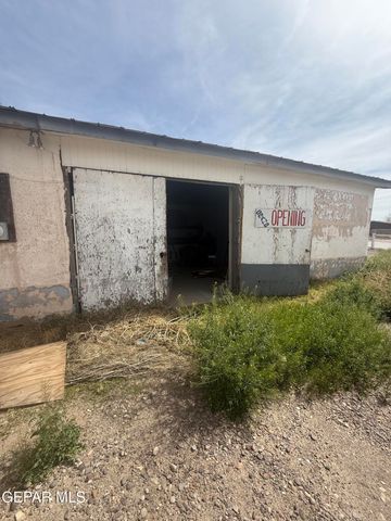 561 BUFORD Road, Socorro, TX 79927
