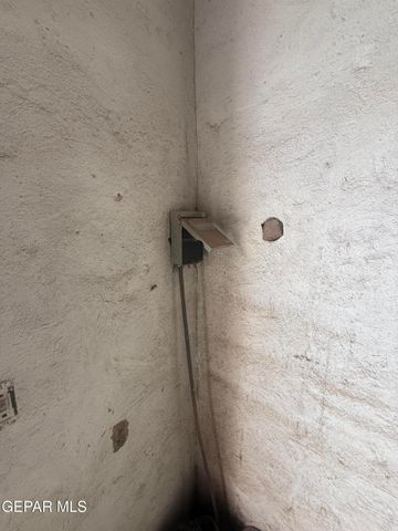 561 BUFORD Road, Socorro, TX 79927