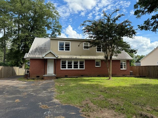 1110 W Powell, Dothan, AL 36303