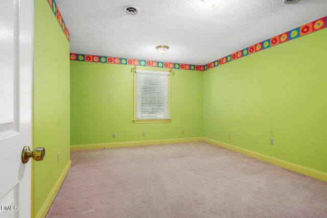 586 Northwoods Country, Tarboro, NC 27886
